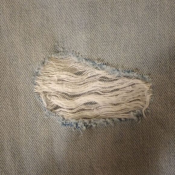 🆕👖Mid-rise Boyfriend Jeans - Picture 4 of 5